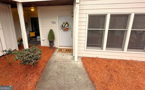 706 Abingdon WAY Sandy Springs GA 30328