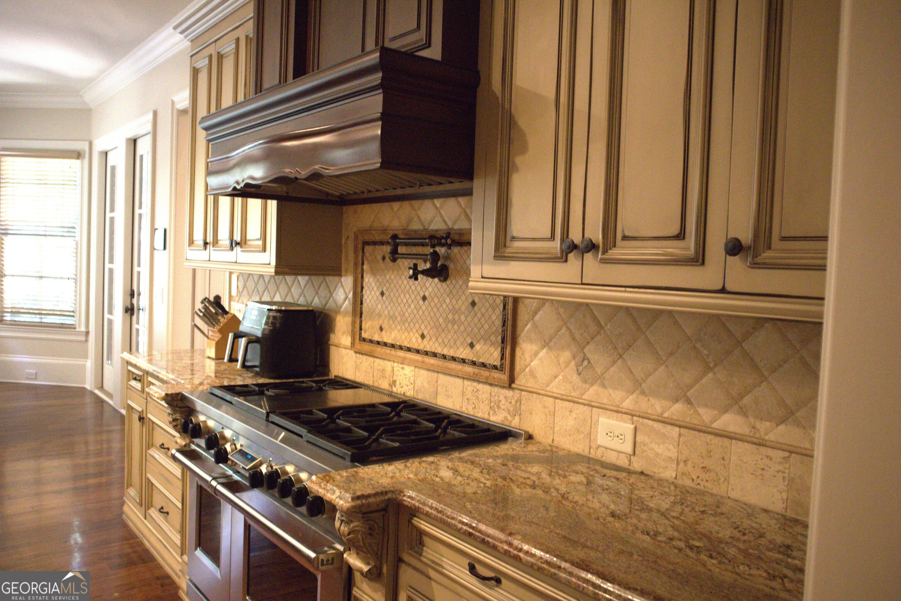 841 Camden Park CT NE