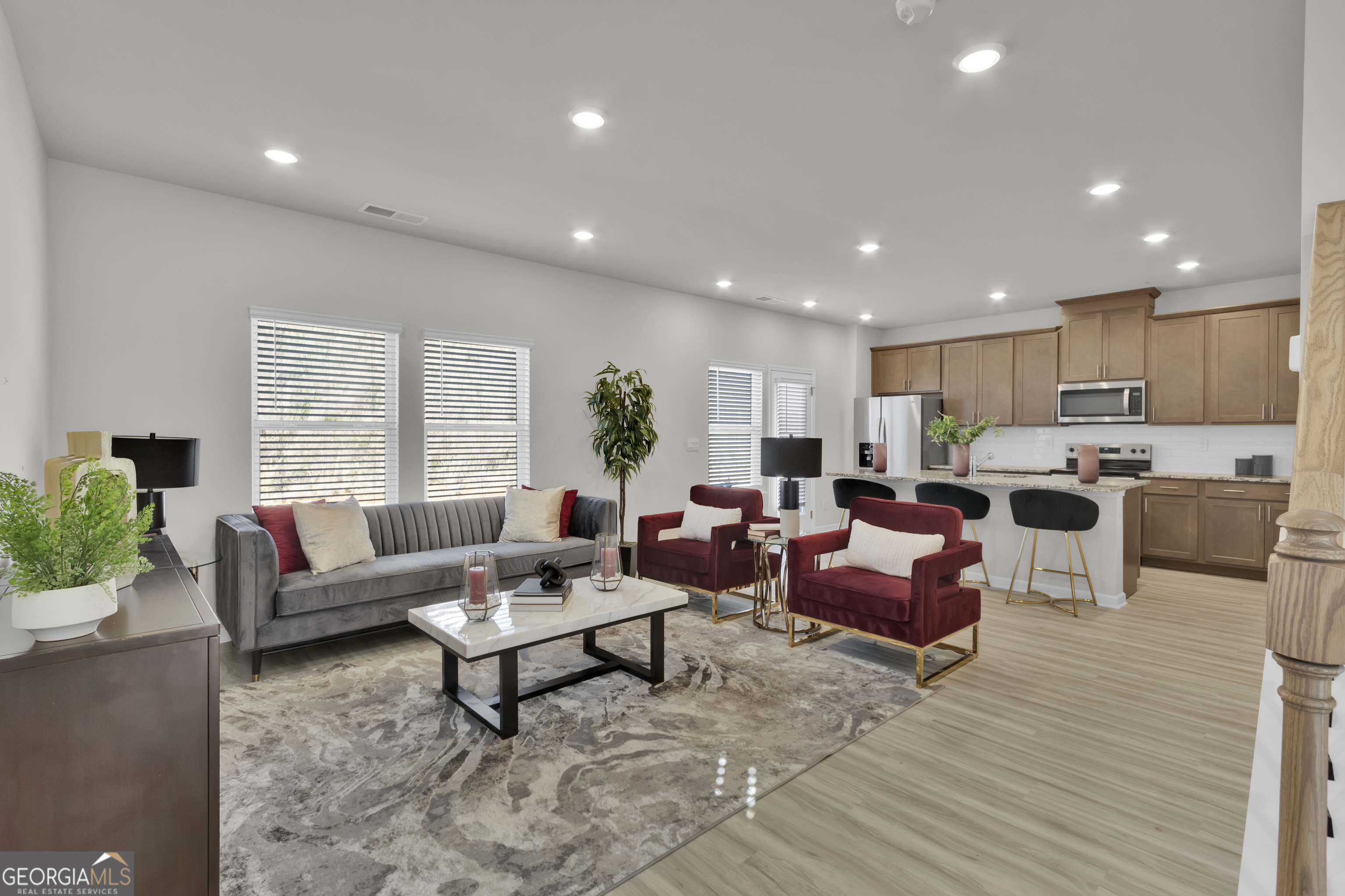 2766 Aralynn WAY