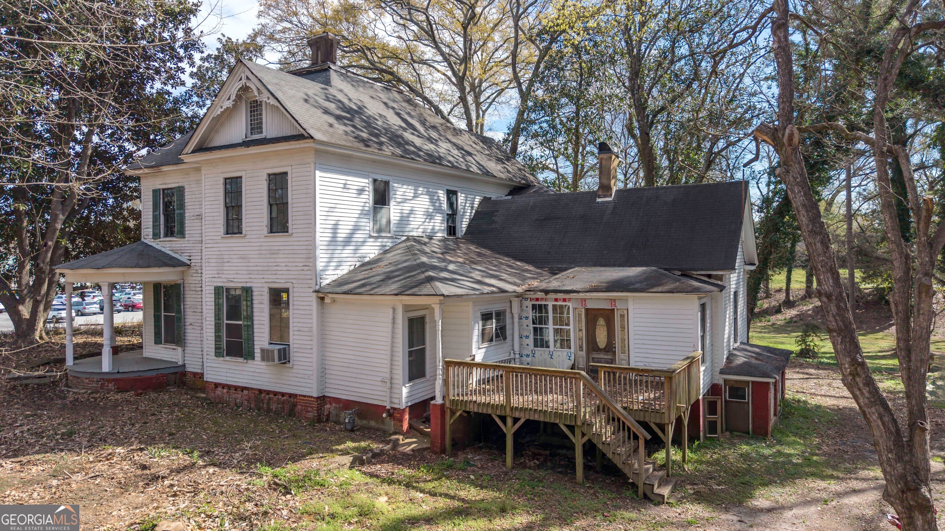 215 West AVE