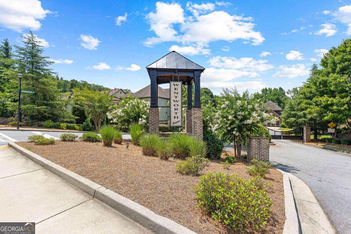 3450 Camellia LN