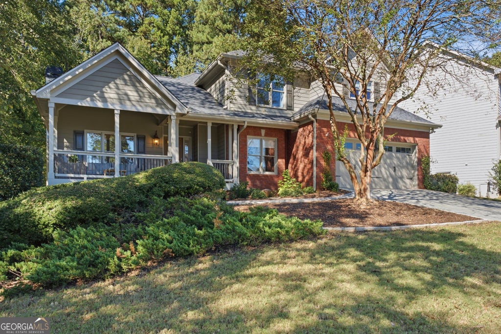 Photo of 1001 Secret Trail, Sugar Hill, GA 30518 (MLS # 10873887)