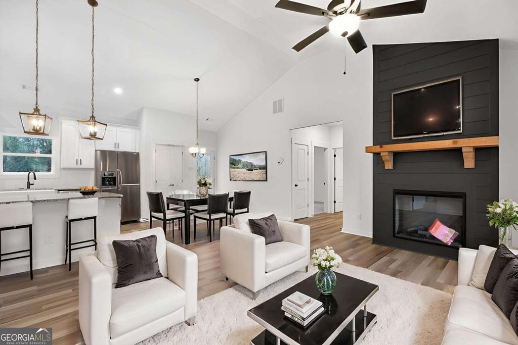 Photo of 2 Drummond Road, Cedartown, GA 30125 (MLS # 10710257)