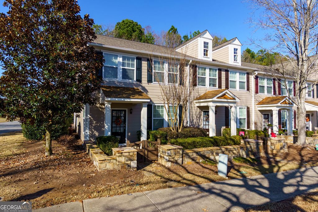 Photo of 201 River Green Avenue, Canton, GA 30114 (MLS # 10653415)