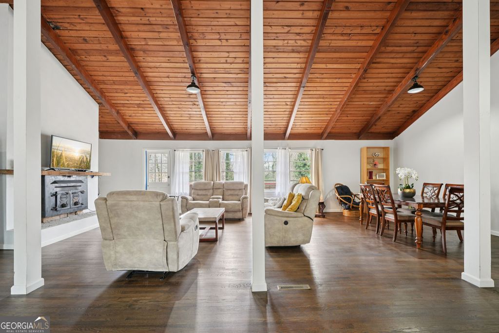 Photo of 5655 Lake Forrest Drive NW, Atlanta, GA 30342 (MLS # 10691518)