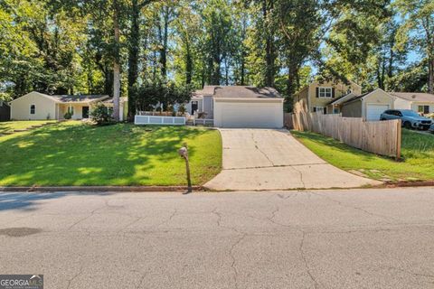 Photo of 5061 Martins Crossing Road, Stone Mountain, GA 30088 (MLS # 10603068)