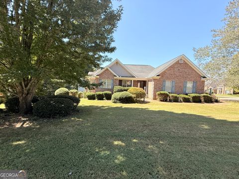 Photo of 2600 Crest Valley Drive, Conyers, GA 30094 (MLS # 10648276)