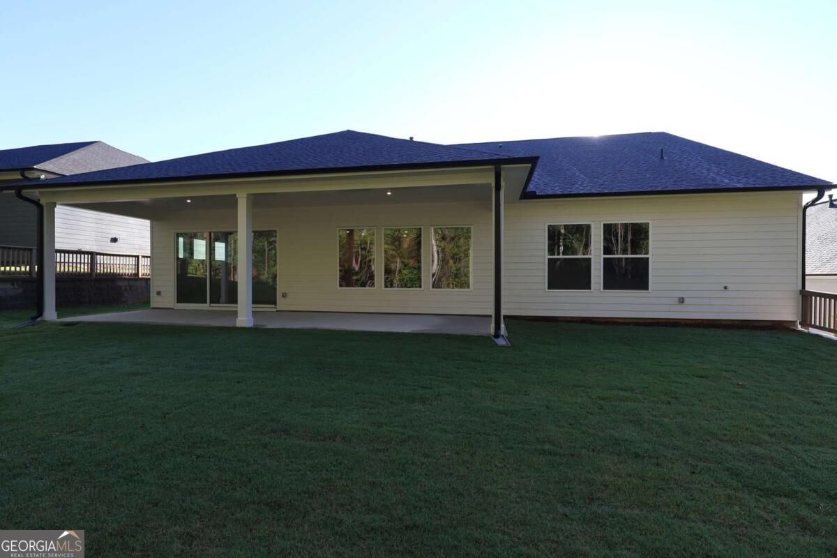 636 Barnfield WAY