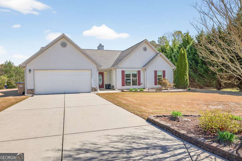 Photo of 1411 Silvergate Way, Winder, GA 30680 (MLS # 10710446)