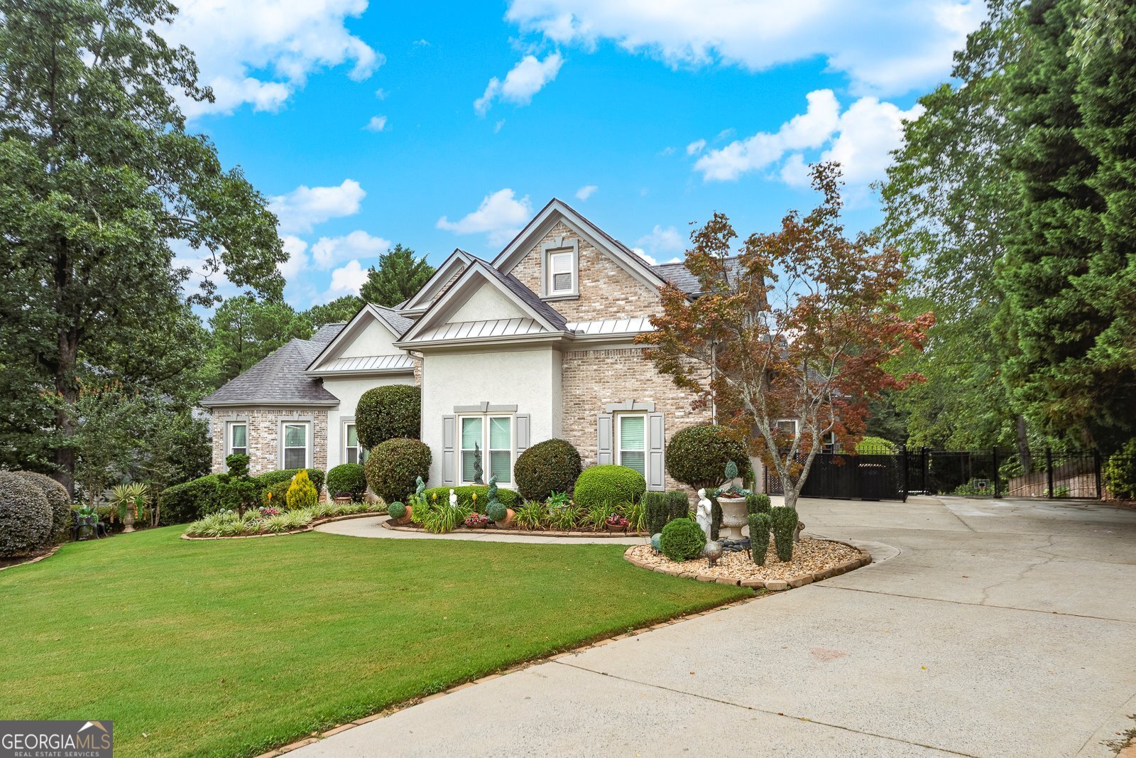 461 Schofield DR