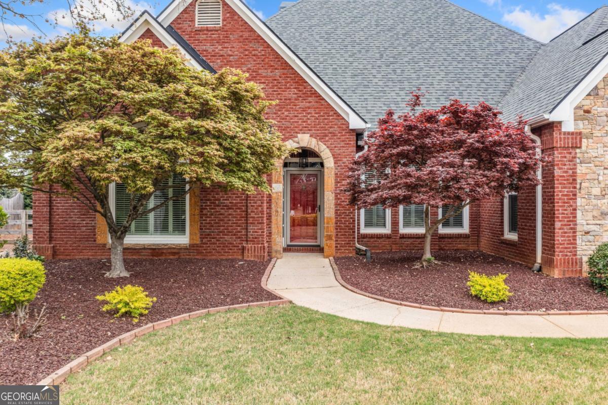 6730 Waterbury WAY