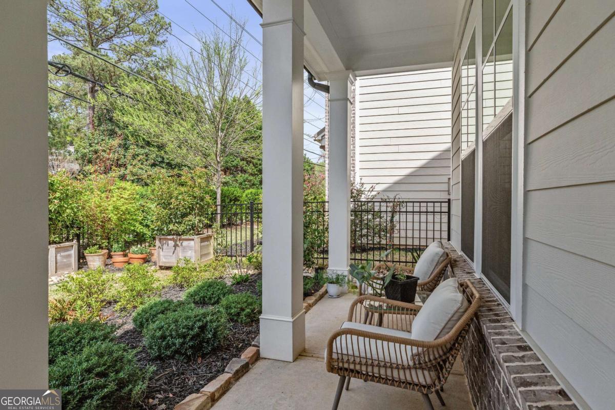 2235 Chestnut PASS