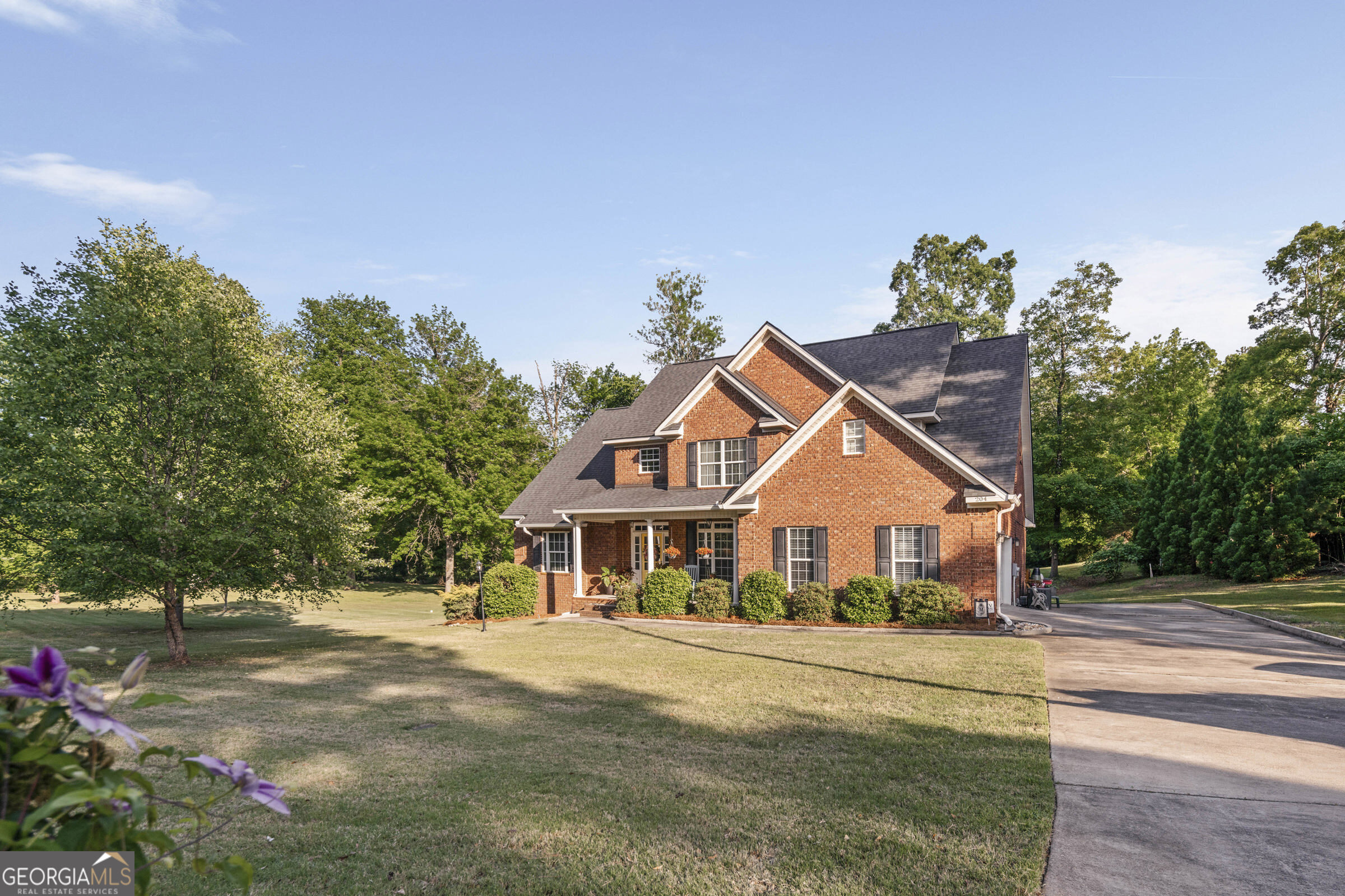 204 Barrington Hall DR