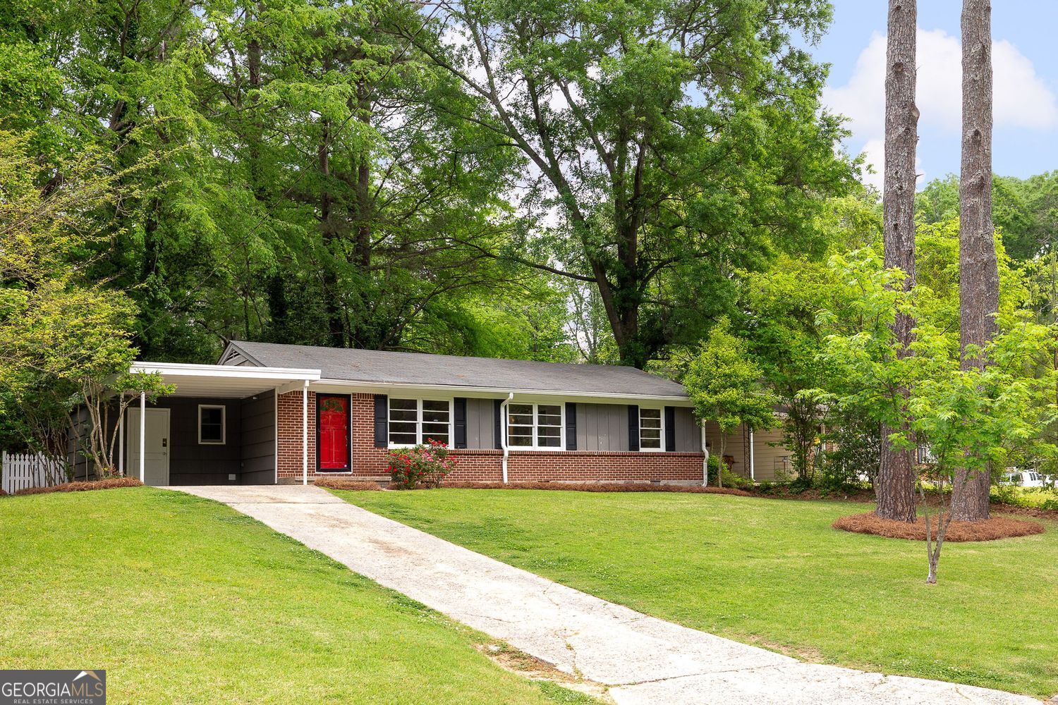 Chamblee, Georgia 30341, United States, 3 Bedrooms Bedrooms, ,2 BathroomsBathrooms,Residential,Pending,115994