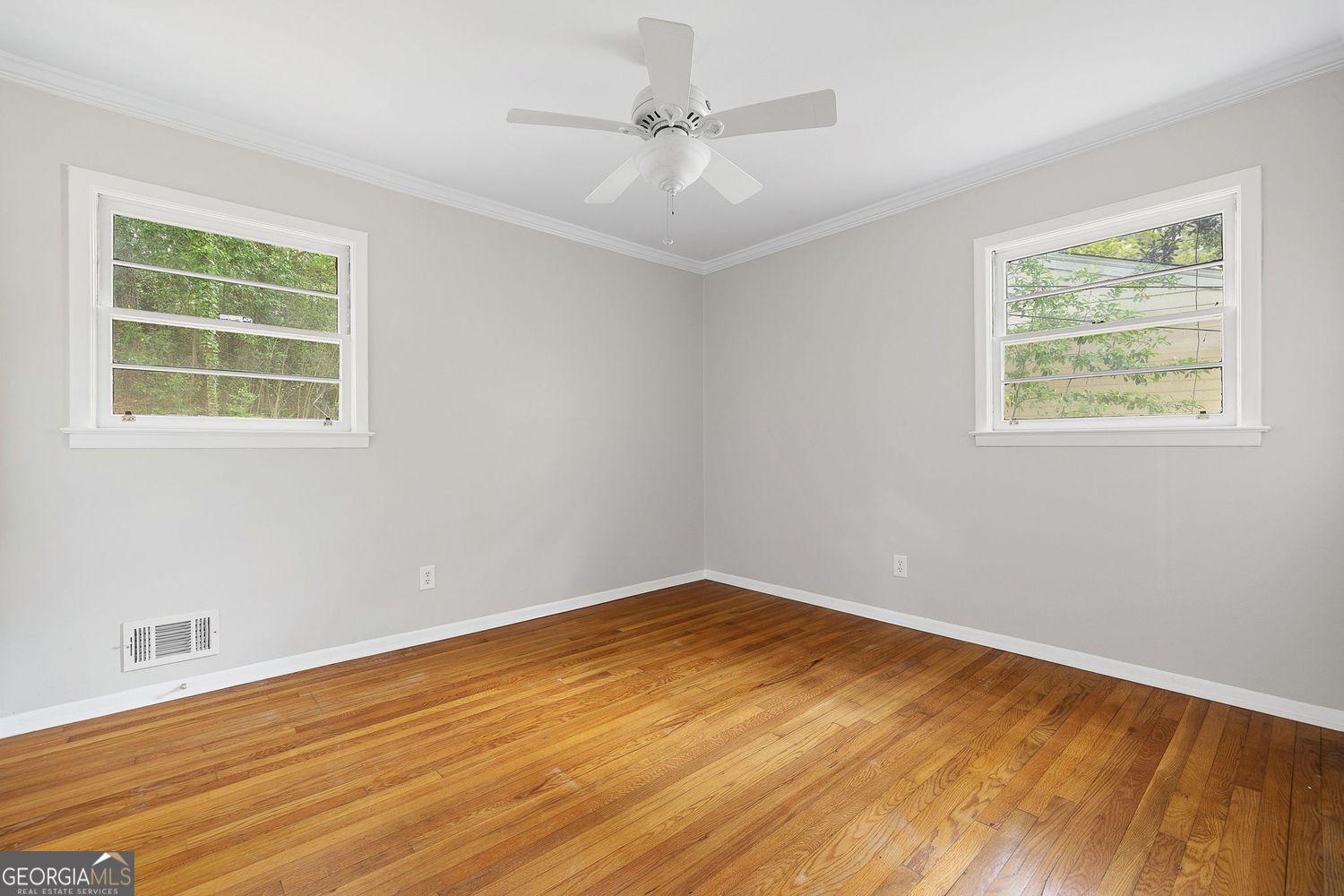 Chamblee, Georgia 30341, United States, 3 Bedrooms Bedrooms, ,2 BathroomsBathrooms,Residential,Pending,115994