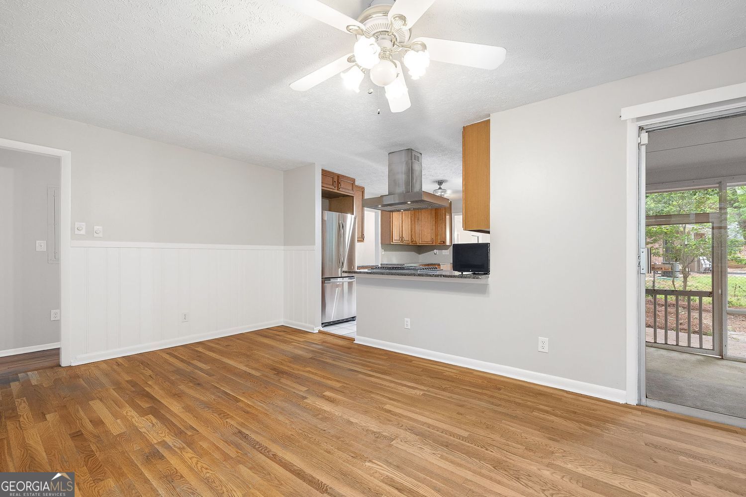 Chamblee, Georgia 30341, United States, 3 Bedrooms Bedrooms, ,2 BathroomsBathrooms,Residential,Pending,115994