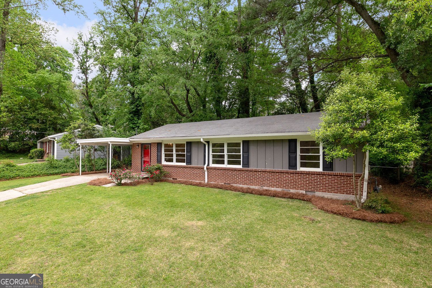 Chamblee, Georgia 30341, United States, 3 Bedrooms Bedrooms, ,2 BathroomsBathrooms,Residential,Pending,115994