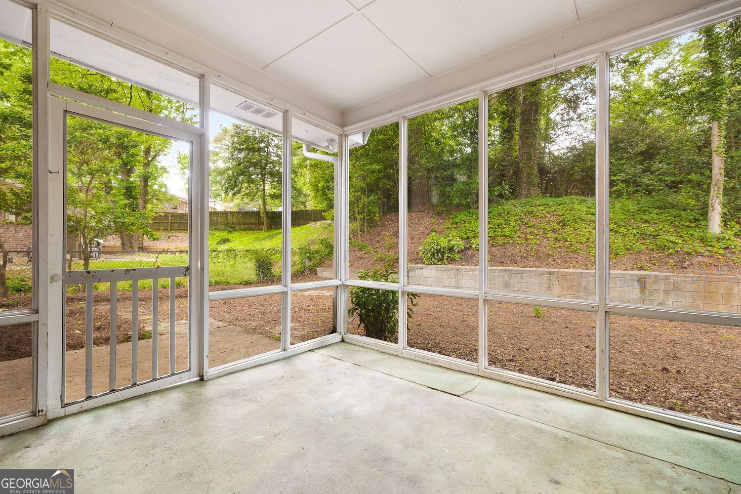 Chamblee, Georgia 30341, United States, 3 Bedrooms Bedrooms, ,2 BathroomsBathrooms,Residential,Pending,115994