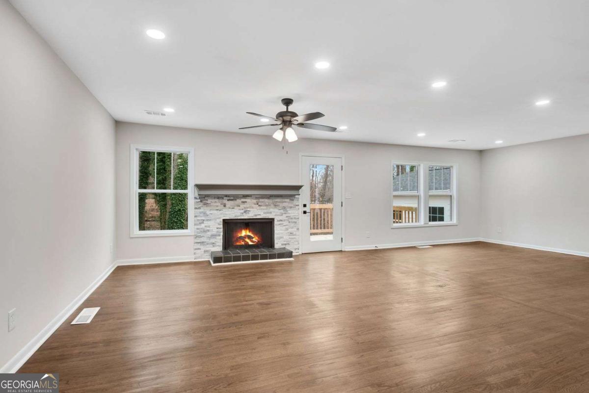 3251 Stoney Acres DR NW