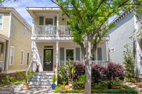 218 E 33rd ST Savannah GA 31401