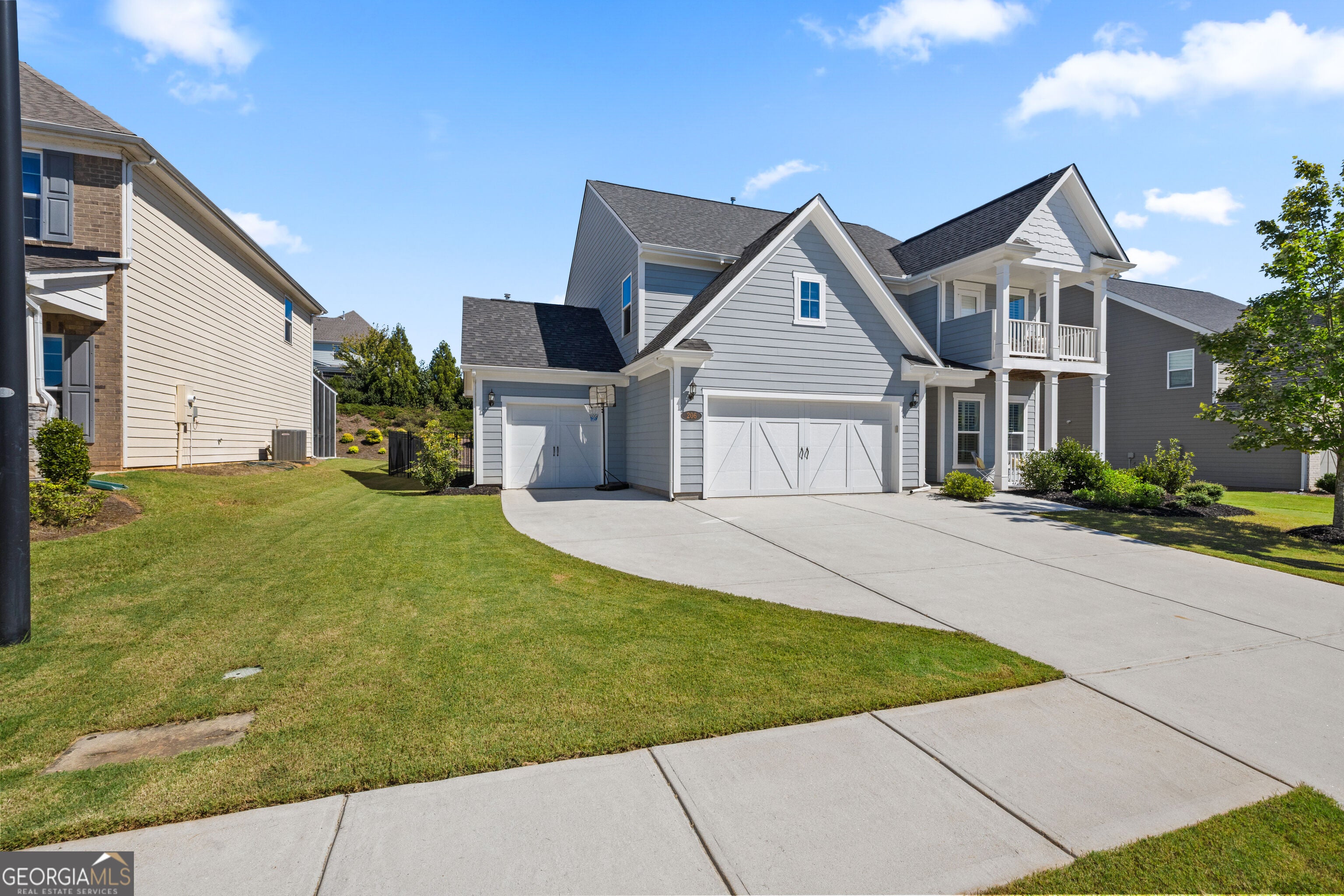 206 Randall DR