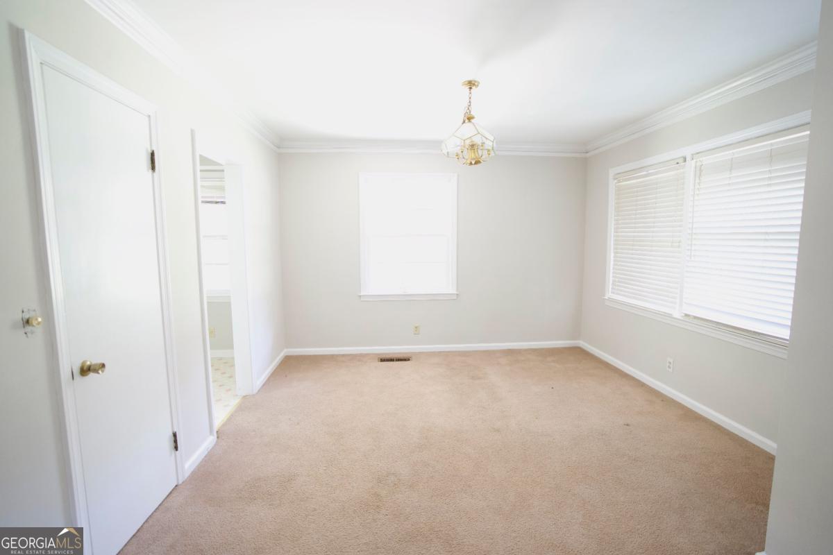 5530 Perry AVE