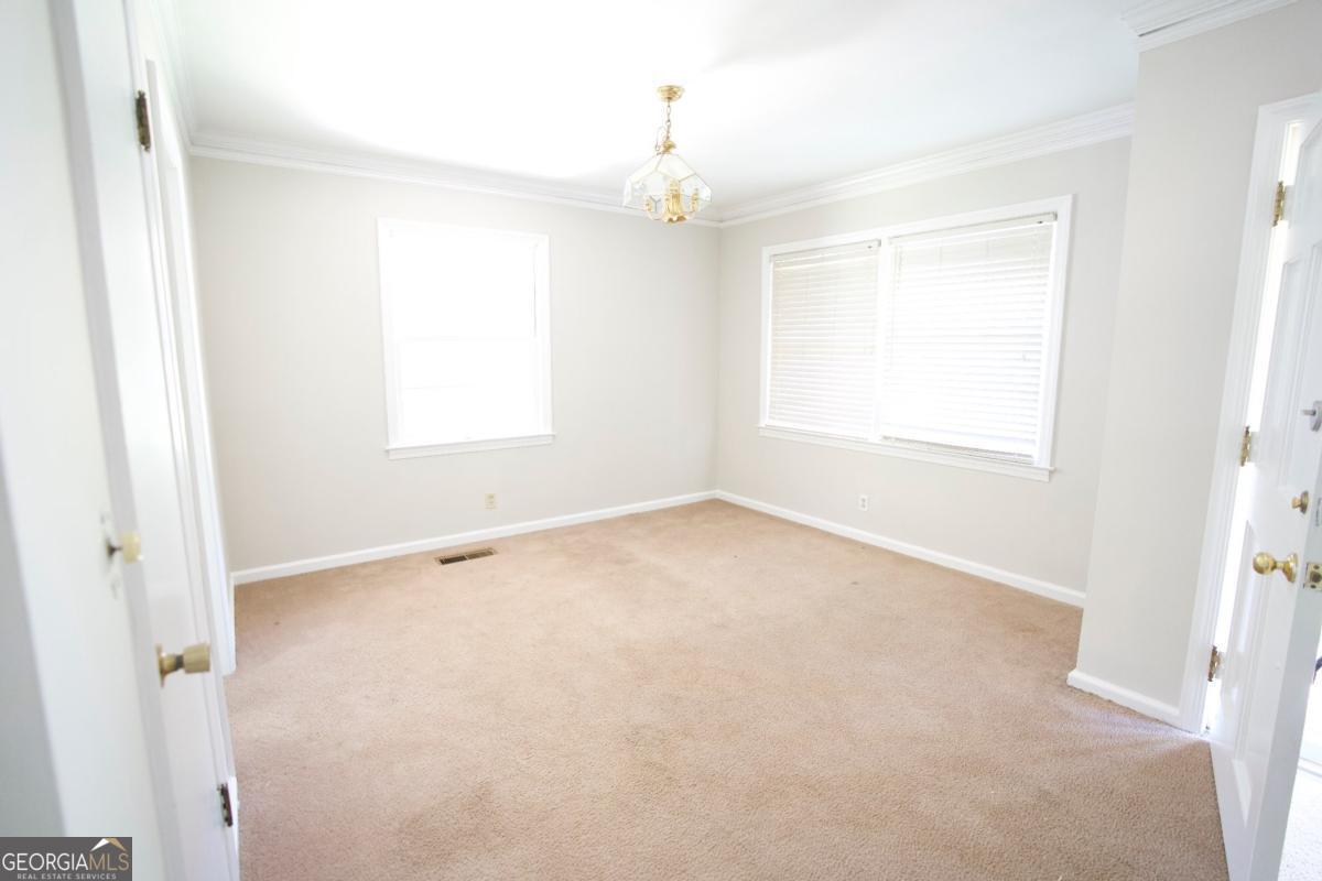 5530 Perry AVE
