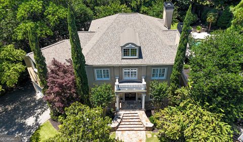 Photo of 420 Morgan Oak Circle, Atlanta, GA 30342 (MLS # 10780287)