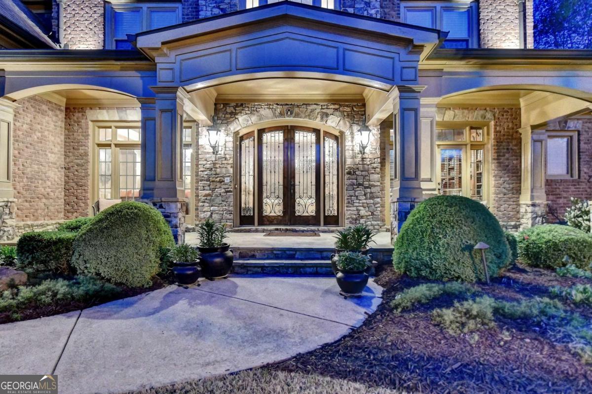 2279 Weeping Oak DR