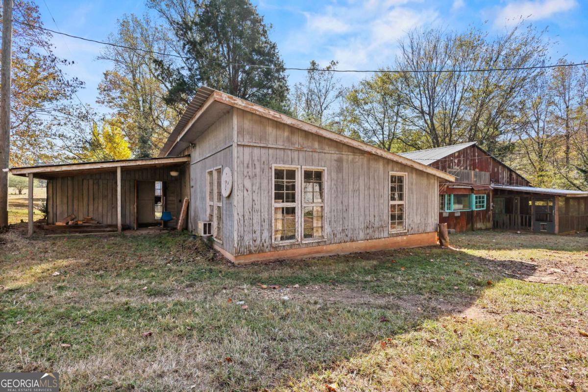 Photo 1 of 37 — 1212 Carson Graves RD, Watkinsville, GA 30677