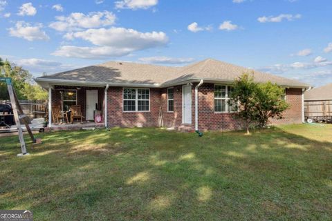 A home in Folkston