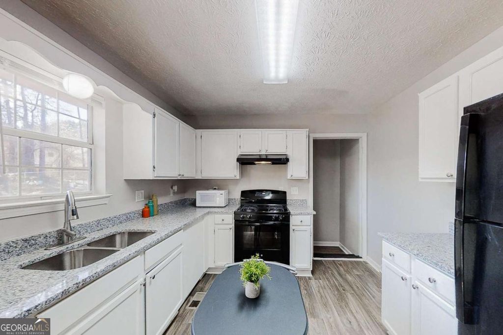 Photo of 3053 Botany Drive, Jonesboro, GA 30236 (MLS # 10669724)