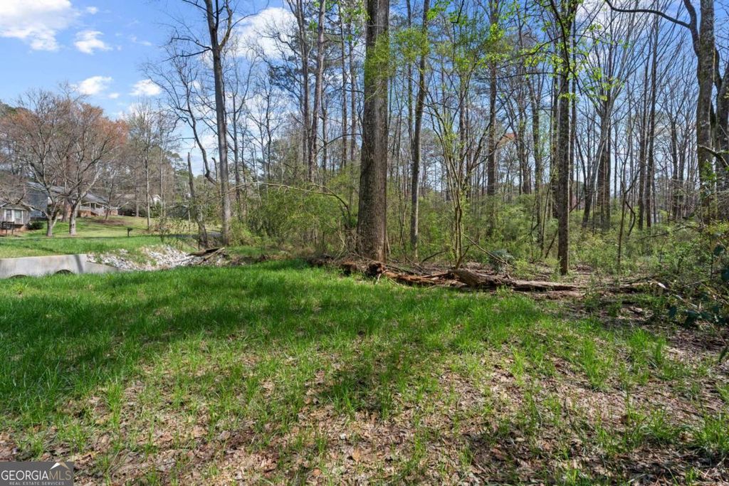 Photo of 3222 Crossing Drive, Snellville, GA 30078 (MLS # 10708916)