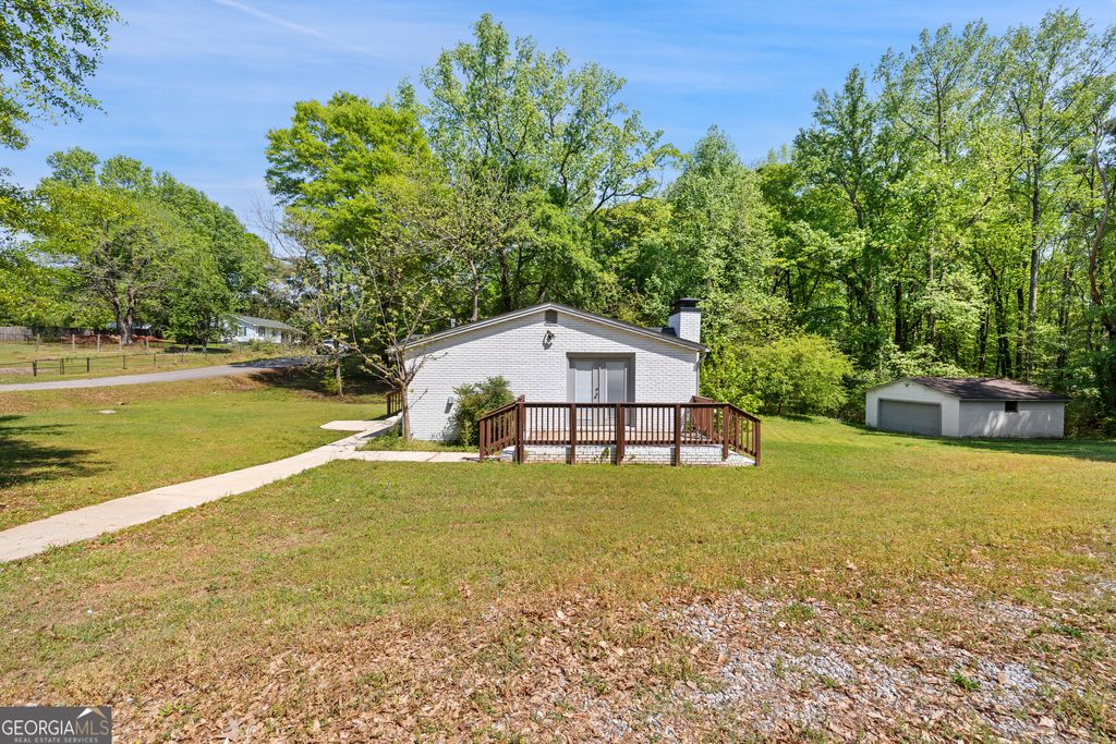 Photo of 11 Swan Drive, Newnan, GA 30263 (MLS # 10729975)