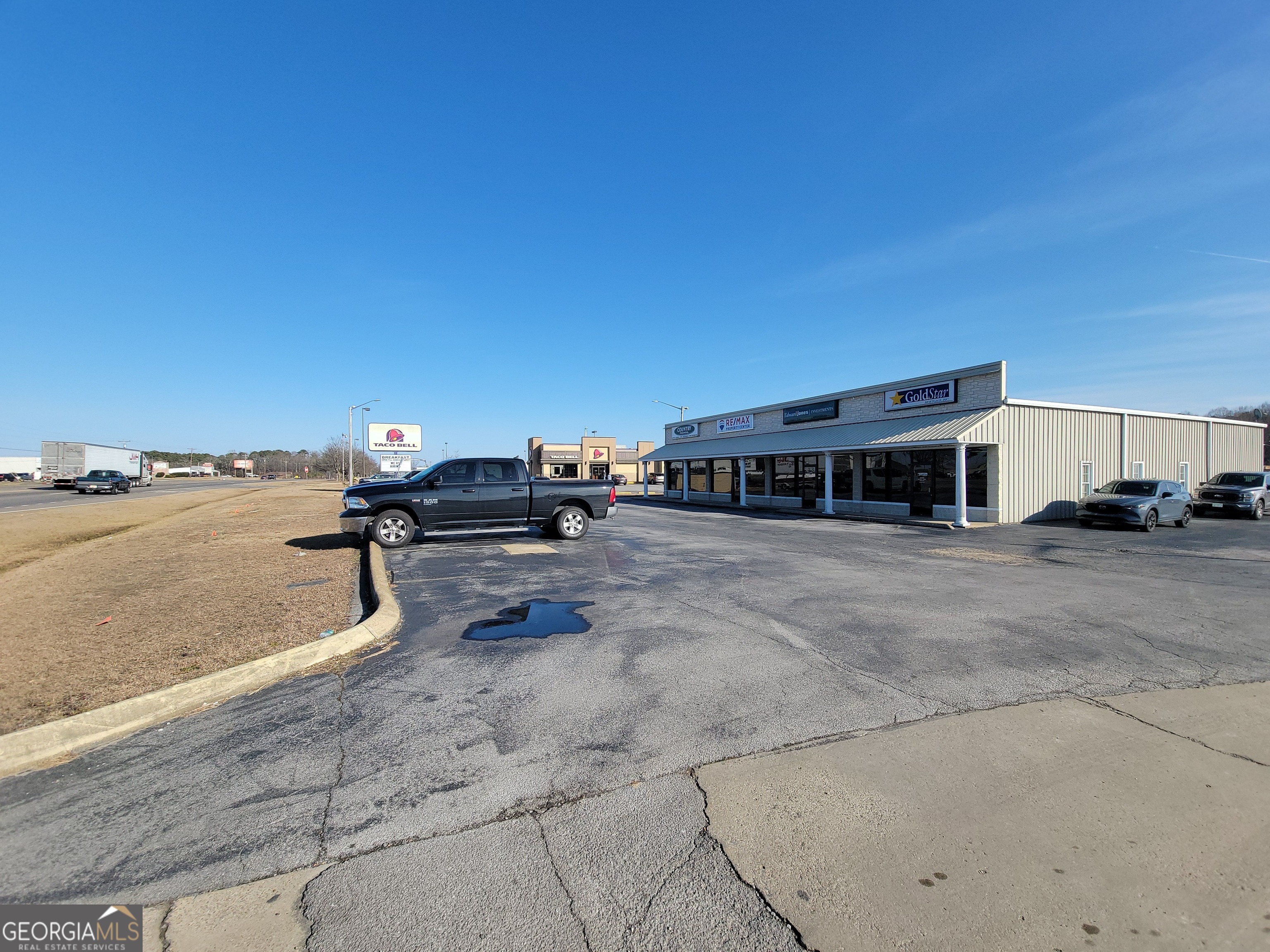 1551 Chesnut Bypass