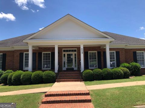 Photo of 112 S Madison Avenue, Eatonton, GA 31024 (MLS # 10672760)