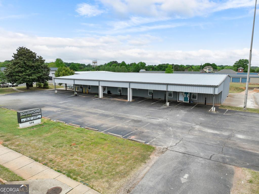 171 Racetrack RD