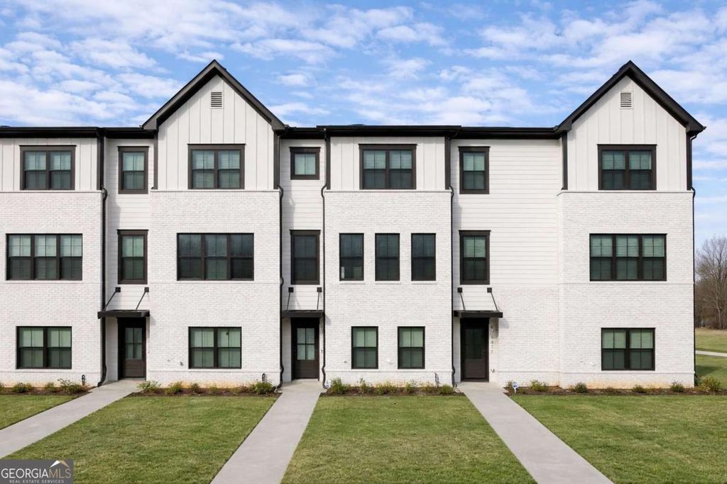 Photo of 1375 Walking Way, Atlanta, GA 30316 (MLS # 10700917)