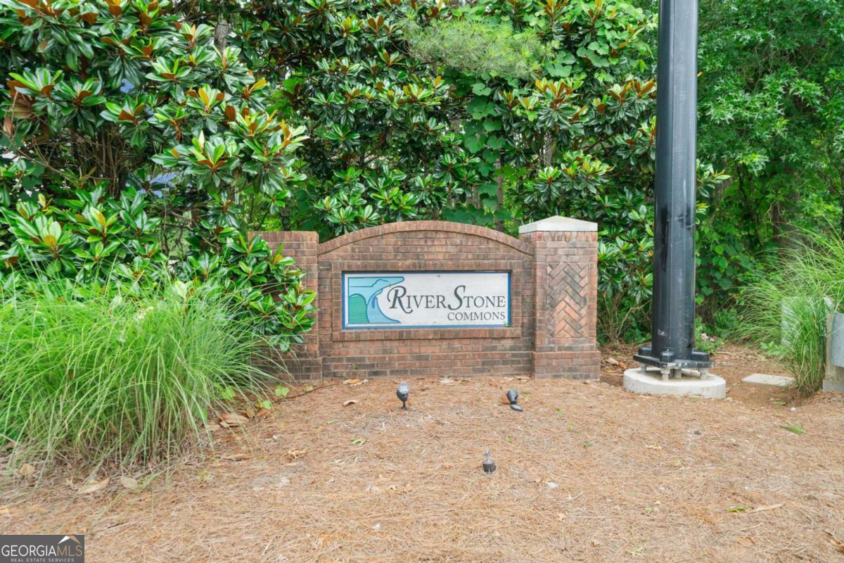 6 LOTS Riverstone Commons CIR