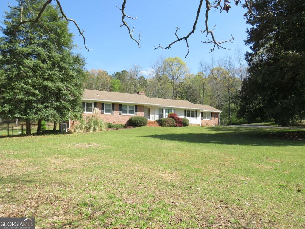 Photo of 218 Fair Oaks Road, Cedartown, GA 30125 (MLS # 10726471)