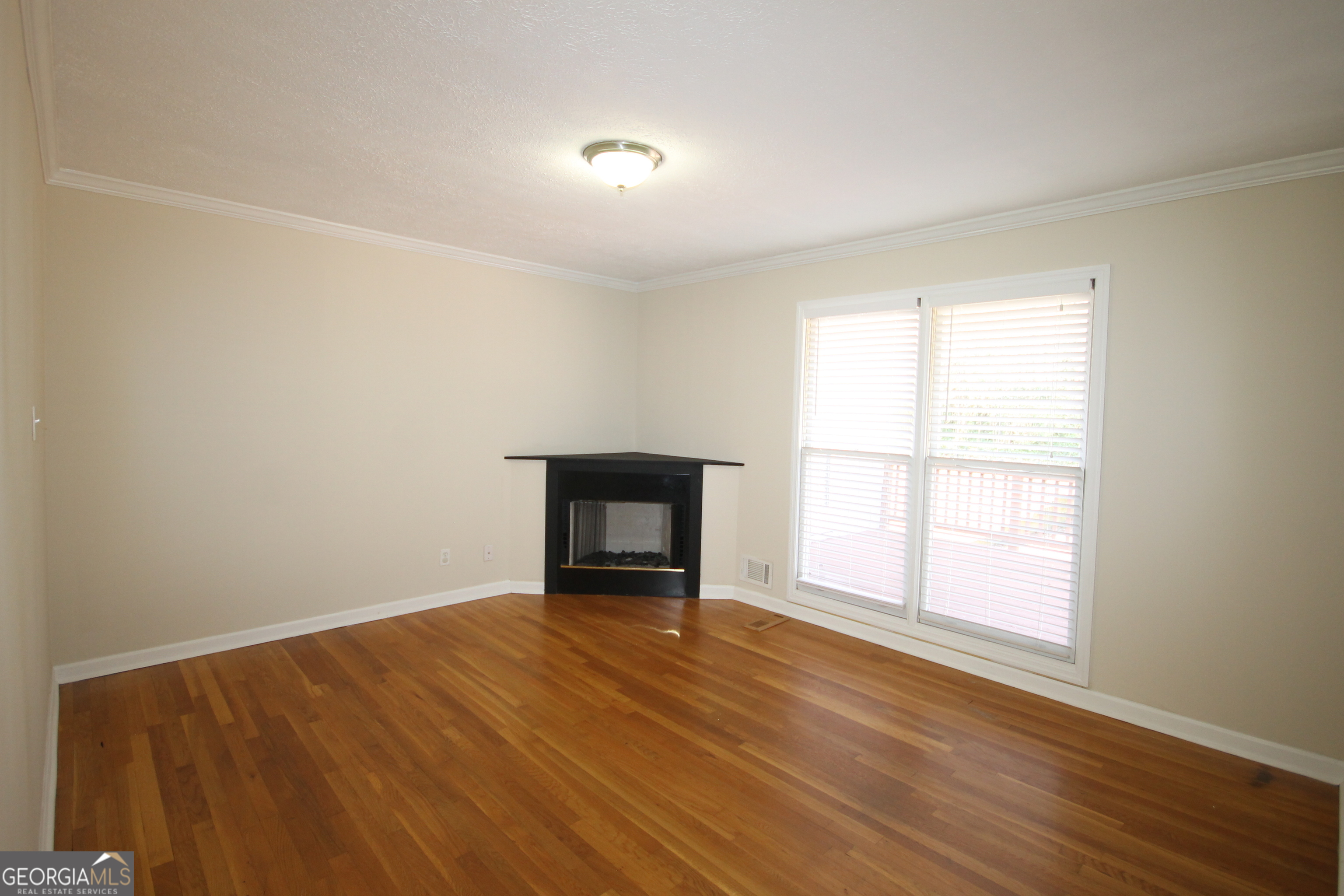 Rowland Estates - Residential Lease