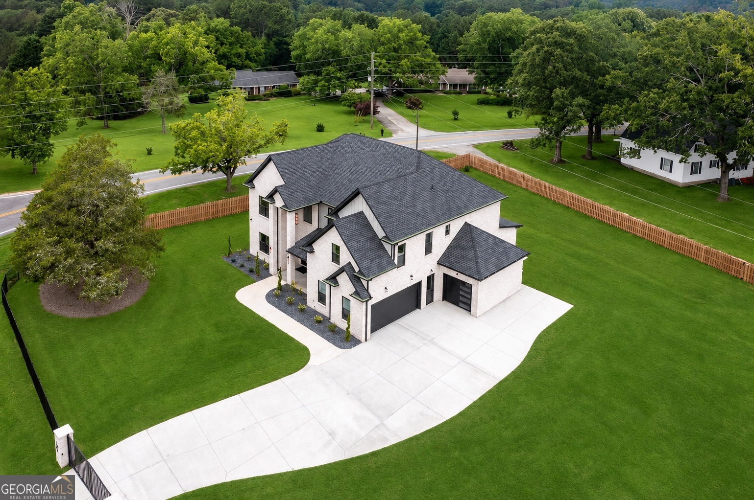 2210 Ridgedale DR