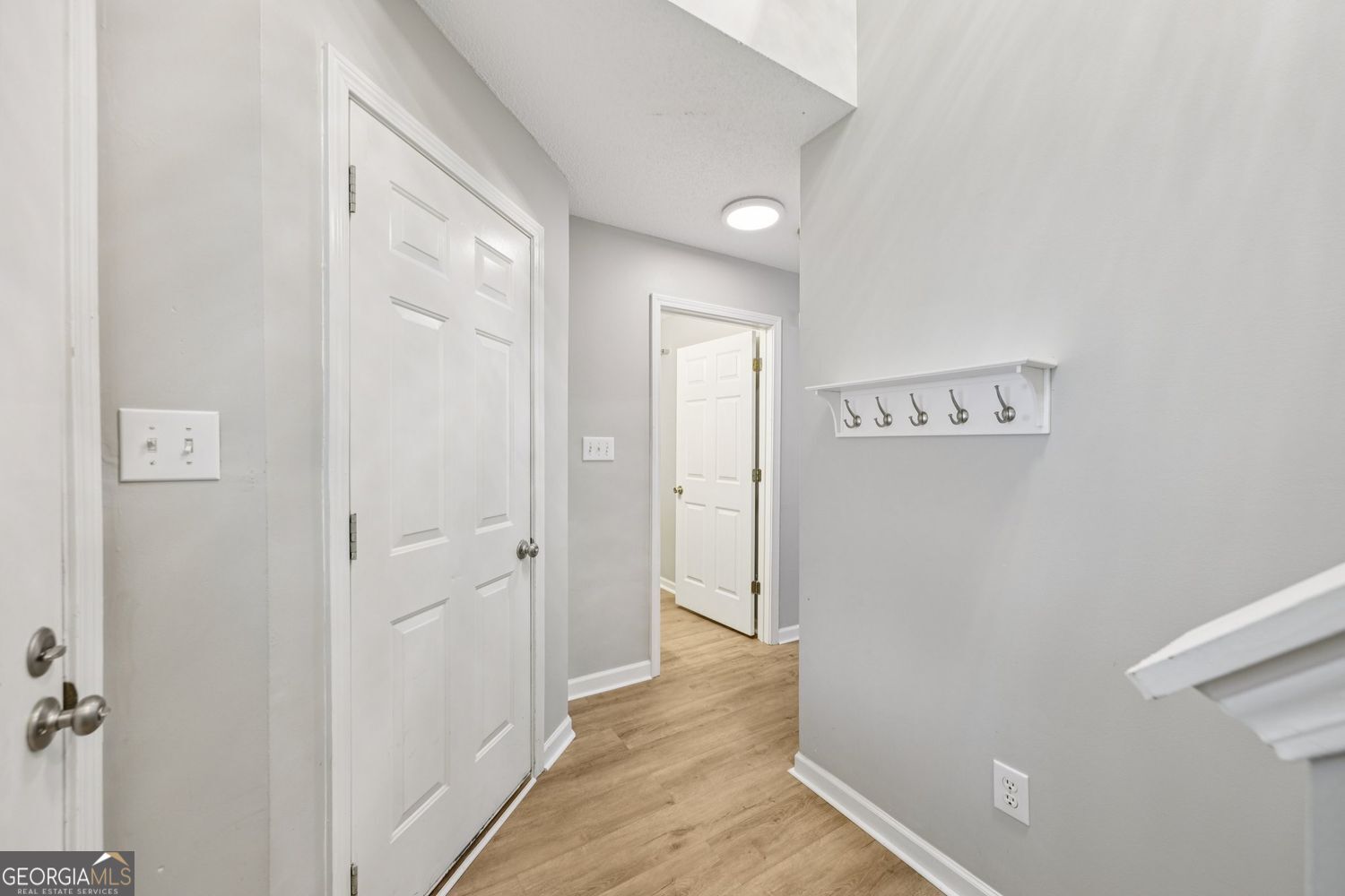 6812 Gallant Circle CIR SE 1