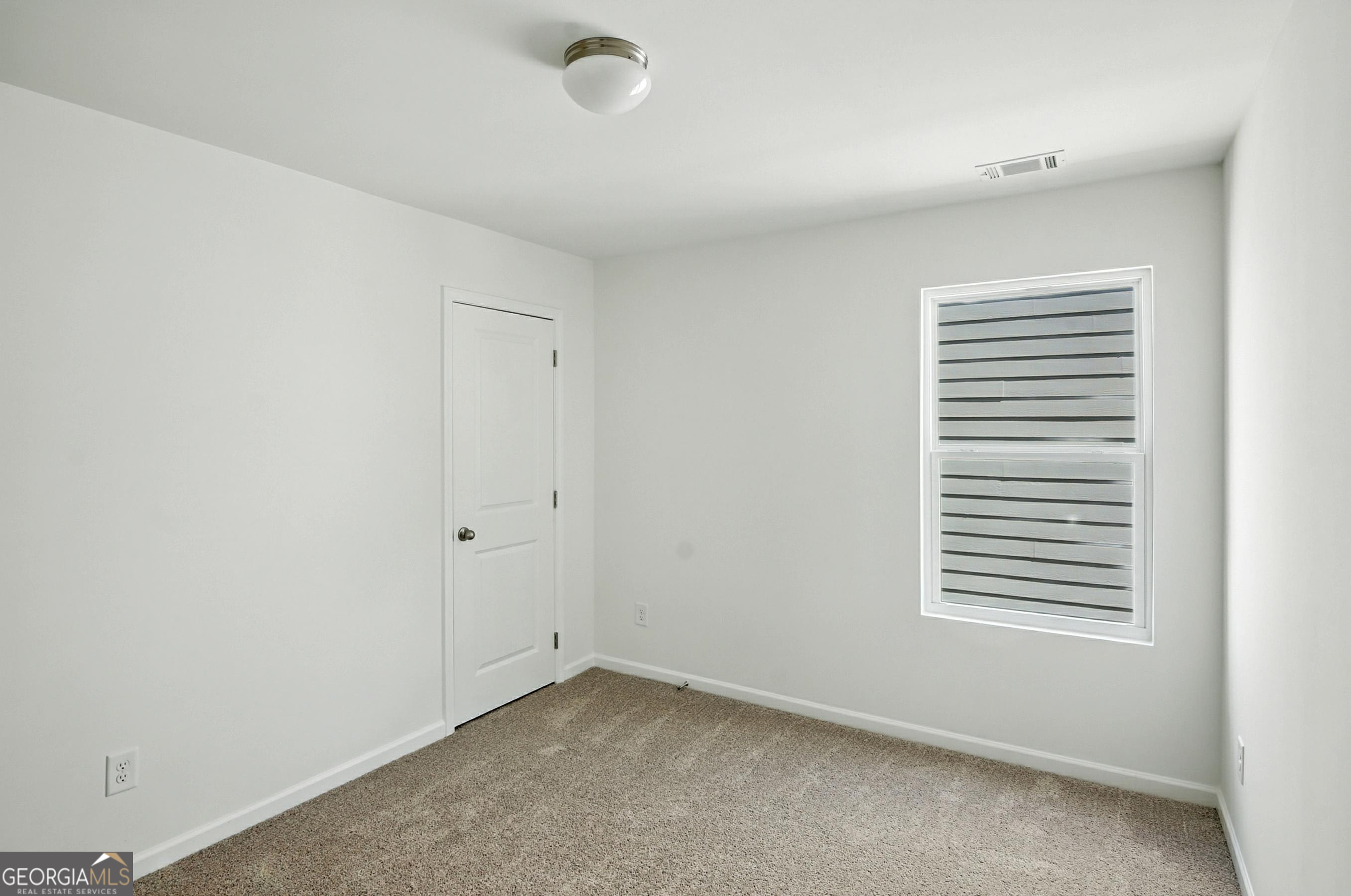 40 Parkwood DR