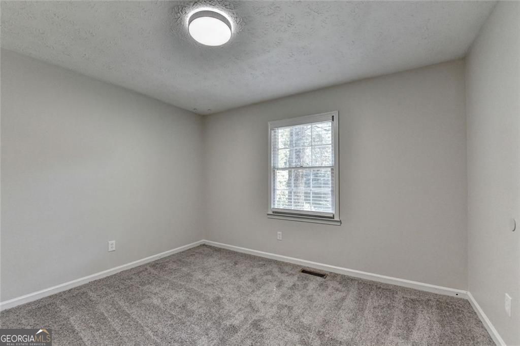 Acworth, Georgia 30102, United States, 3 Bedrooms Bedrooms, ,3 BathroomsBathrooms,Residential,Active,181628