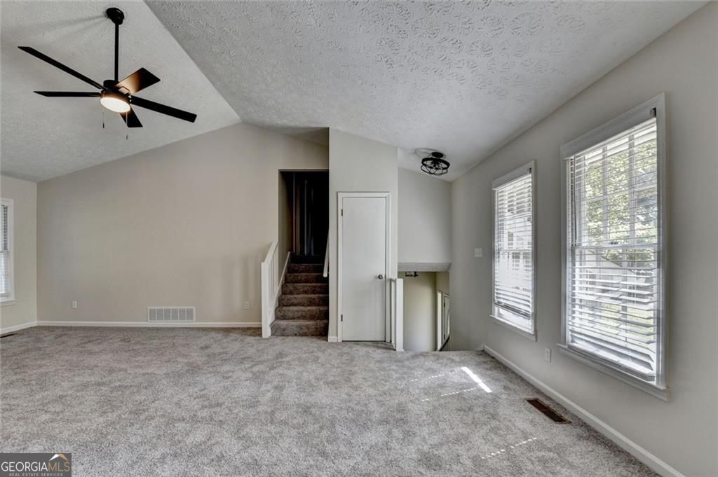 Acworth, Georgia 30102, United States, 3 Bedrooms Bedrooms, ,3 BathroomsBathrooms,Residential,Active,181628