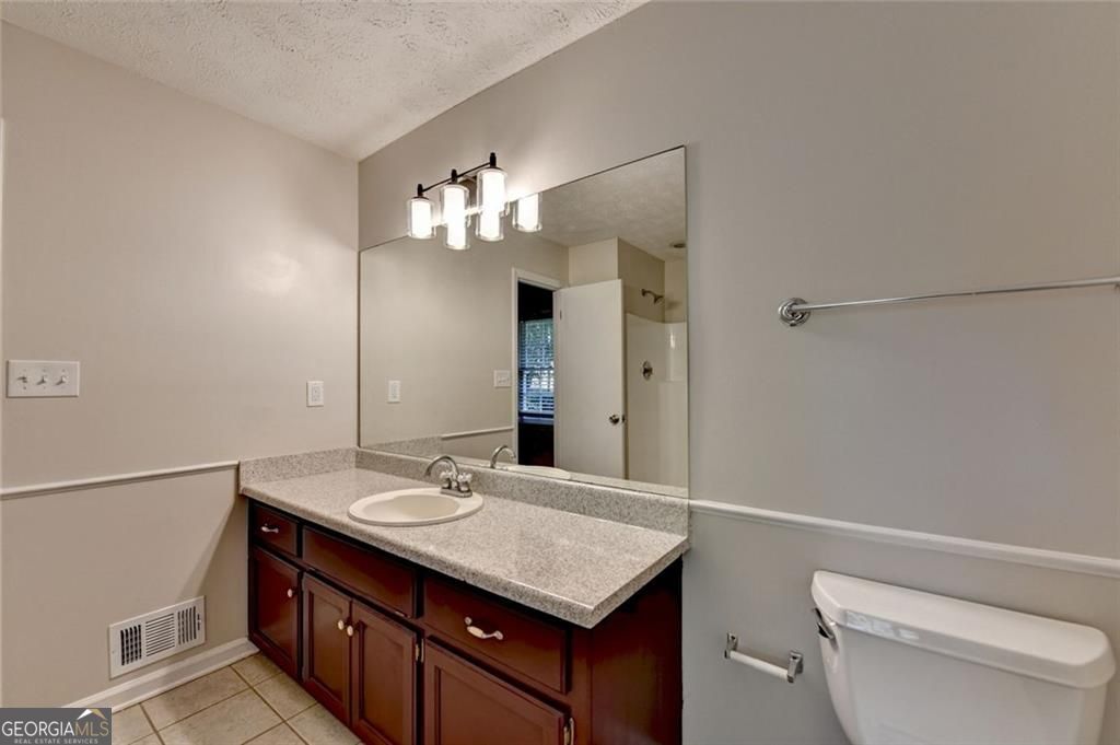 Acworth, Georgia 30102, United States, 3 Bedrooms Bedrooms, ,3 BathroomsBathrooms,Residential,Active,181628