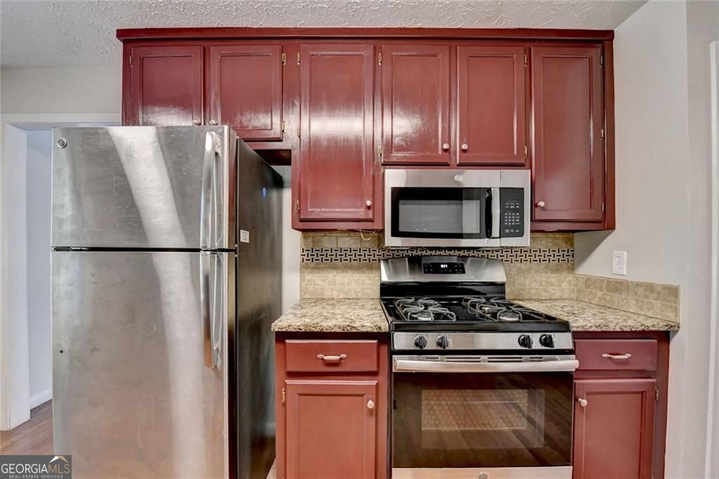 Acworth, Georgia 30102, United States, 3 Bedrooms Bedrooms, ,3 BathroomsBathrooms,Residential,Active,181628