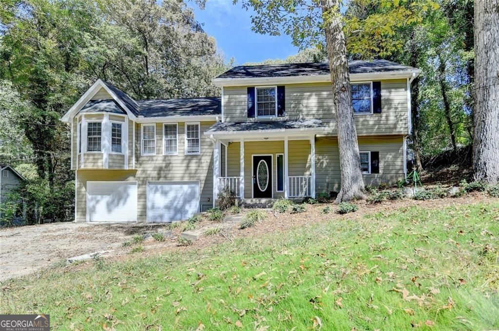 Acworth, Georgia 30102, United States, 3 Bedrooms Bedrooms, ,3 BathroomsBathrooms,Residential,Active,181628