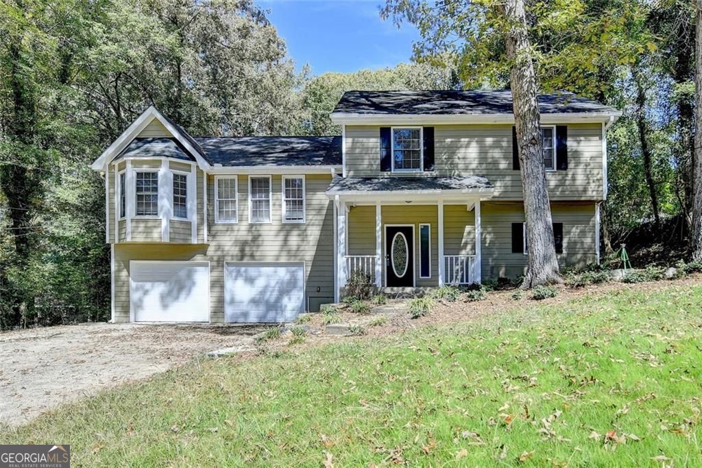 Acworth, Georgia 30102, United States, 3 Bedrooms Bedrooms, ,3 BathroomsBathrooms,Residential,Active,181628